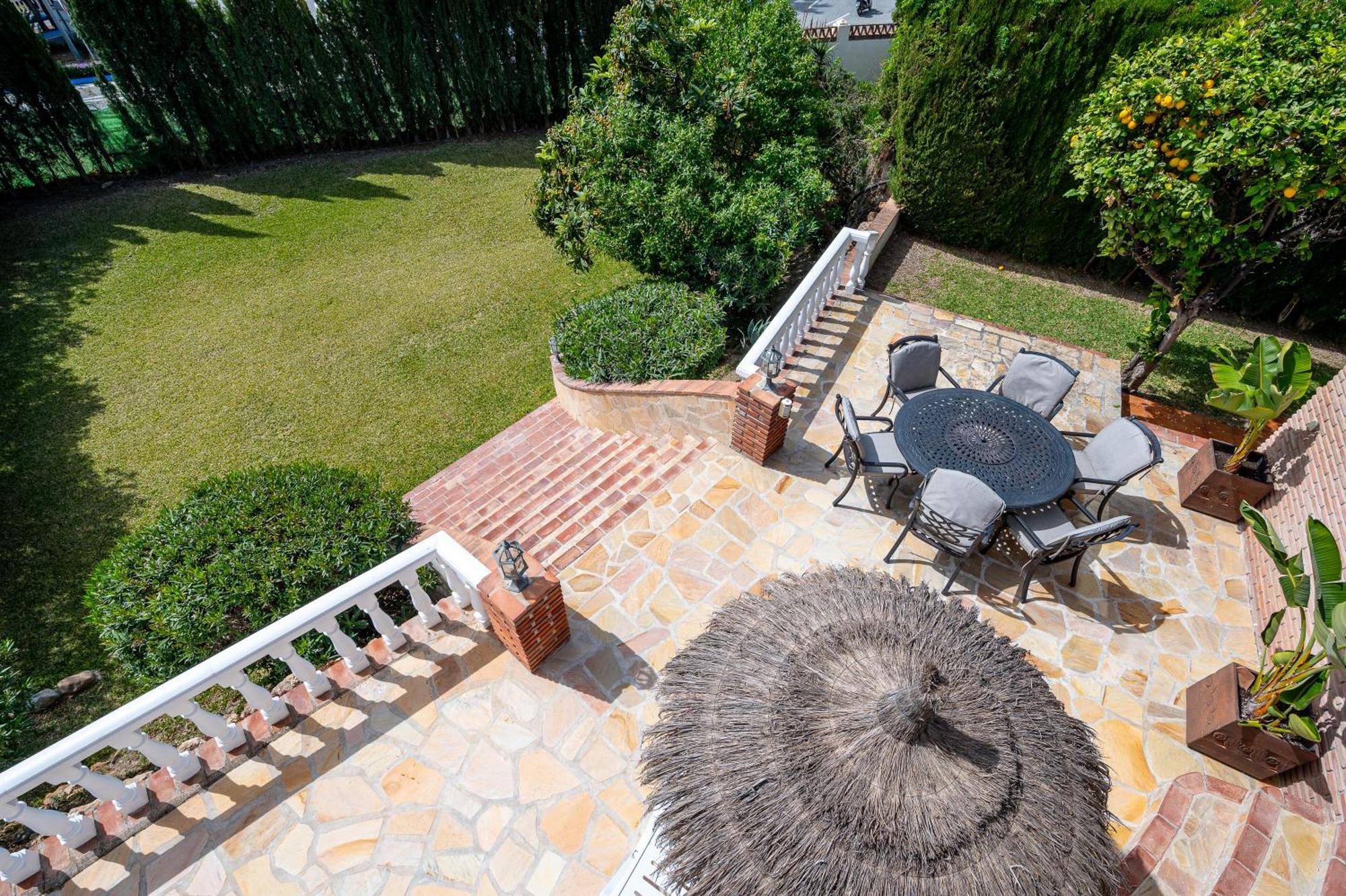 Villa Mariposa Нерха Экстерьер фото